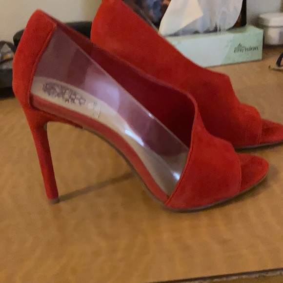 Shoes - Picture 2 of 3